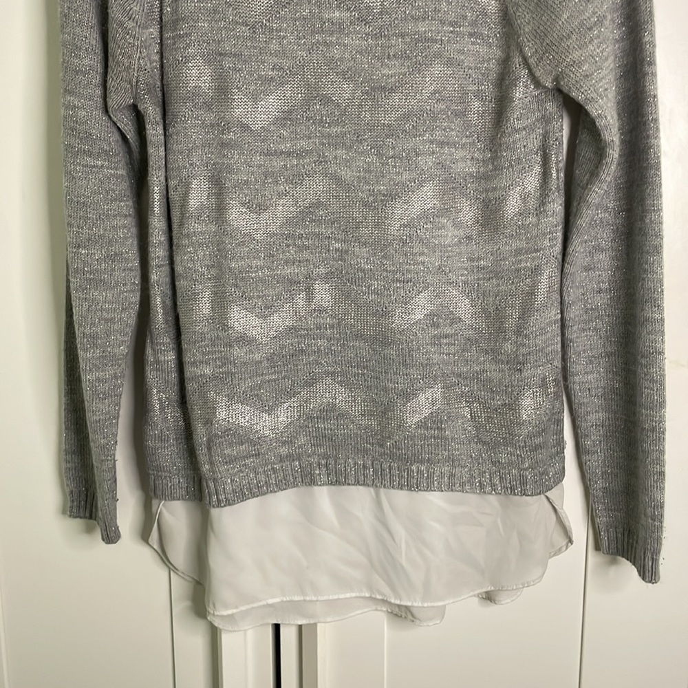 AB Studio Gray Glitter Sweater - Size Small - Picture 5 of 9